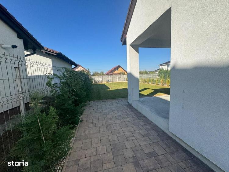 Casă cu 4 camere în Central