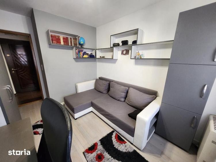 Apartament cu 4 camere în Cetate
