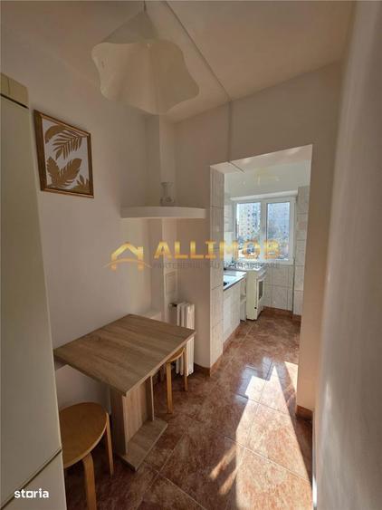 Garsoniera in Ploiesti, zona Marasesti - 1