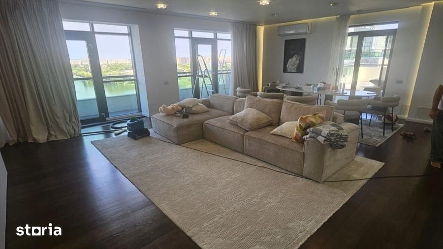 Apartament cu 5 camere, mobilat în Tei