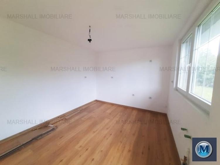Casă cu 4 camere cu Teren 1500 Mp în Teișani