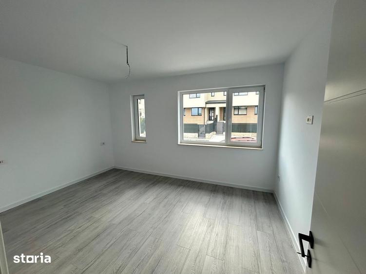 Casă cu 4 camere cu Teren 230 Mp în Valea Lupului