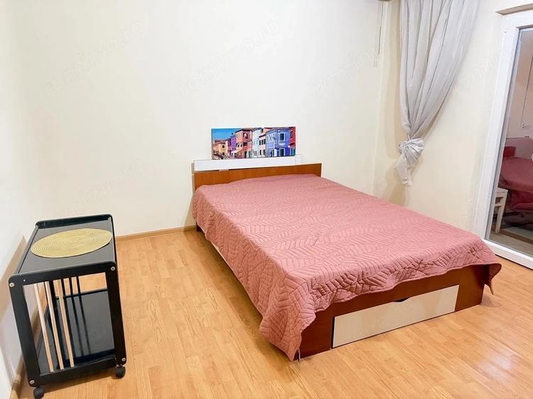 Garsonieră decomandată în Soarelui