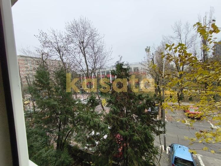 Apartament cu 3 camere decomandat în 1 Decembrie 1918