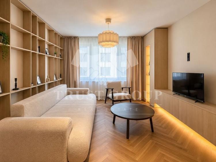 Apartament cu 2 camere decomandat, mobilat în Sala Palatului