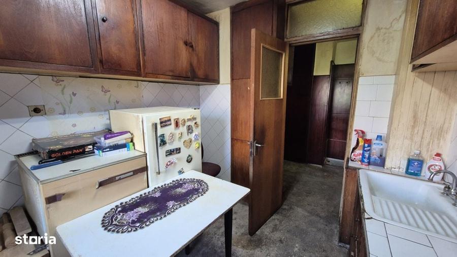 Apartament cu 2 camere decomandat în Grivița