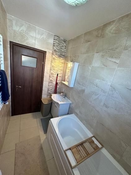 Apartament cu 2 camere decomandat, mobilat în Dristor