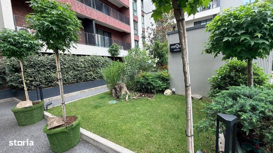 Apartament cu 3 camere în Barbu Văcărescu