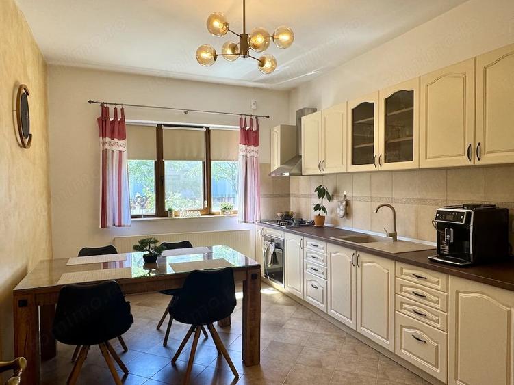 Casă cu 3 camere cu Teren 600 Mp în Lunei