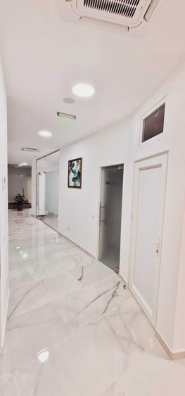 Spațiu comercial, de 120 mp, în Central