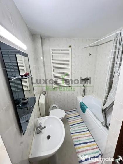 Casă cu 8 camere cu Teren 800 Mp în Bucium