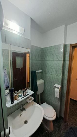 Apartament cu 2 camere semidecomandat, mobilat în Bucur Obor