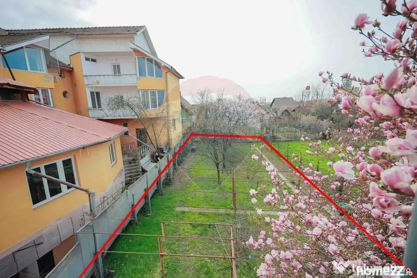 Casă cu 4 camere cu Teren 500 Mp în Iosia