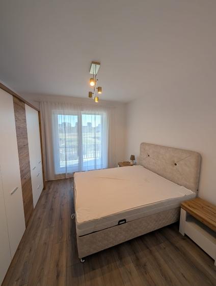 Apartament cu 3 camere decomandat, mobilat în Theodor Pallady