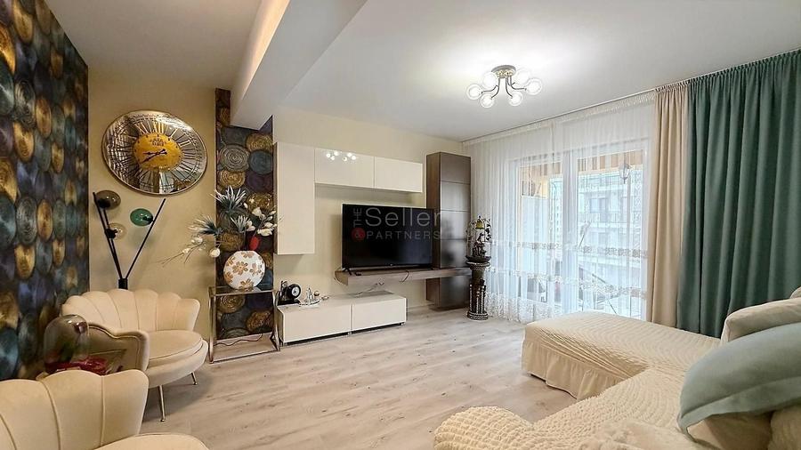 Apartament cu 2 camere decomandat, mobilat în Tractorul