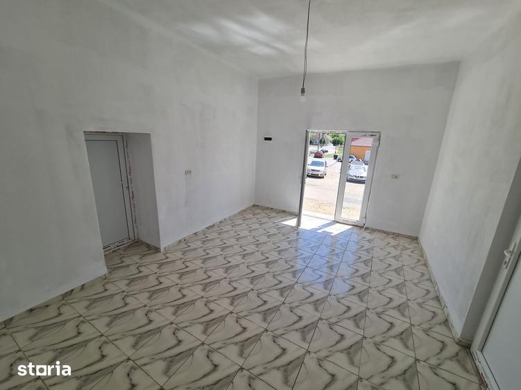 Spațiu comercial, de 62 mp, în Pâncota
