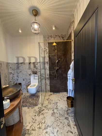 Duplex cu 4 camere cu Canalizare în Moșnița Nouă