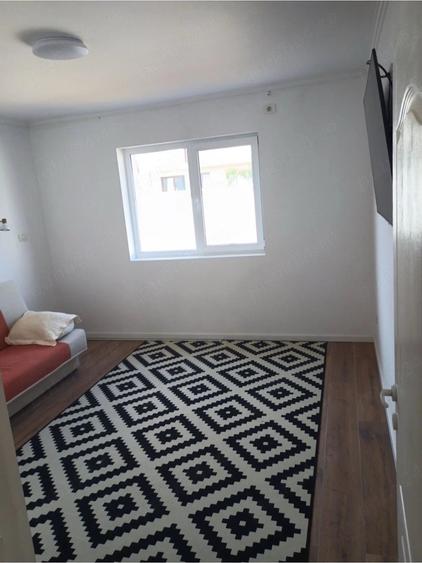 Casă cu 1 camere cu Teren 650 Mp în Central