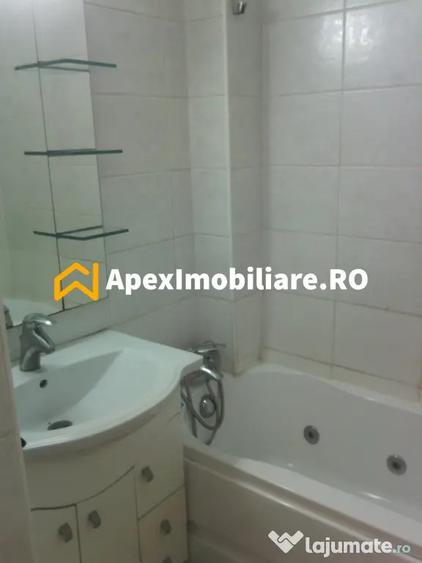 Garsonieră semidecomandată în Națiunile Unite