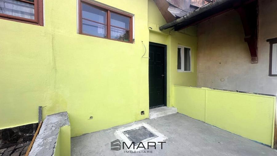 Apartament cu 3 camere semidecomandat în Piața Cluj