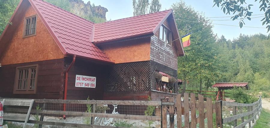 Casă cu 4 camere în Roșia Montană