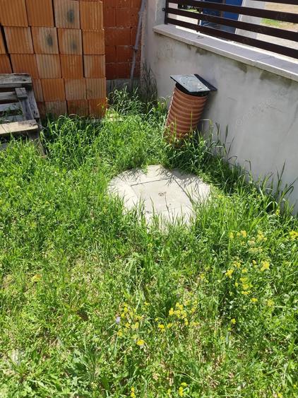 Casă cu Teren 300 Mp în Rontău