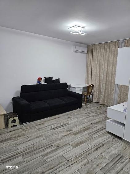 Garsonieră în Apărătorii Patriei