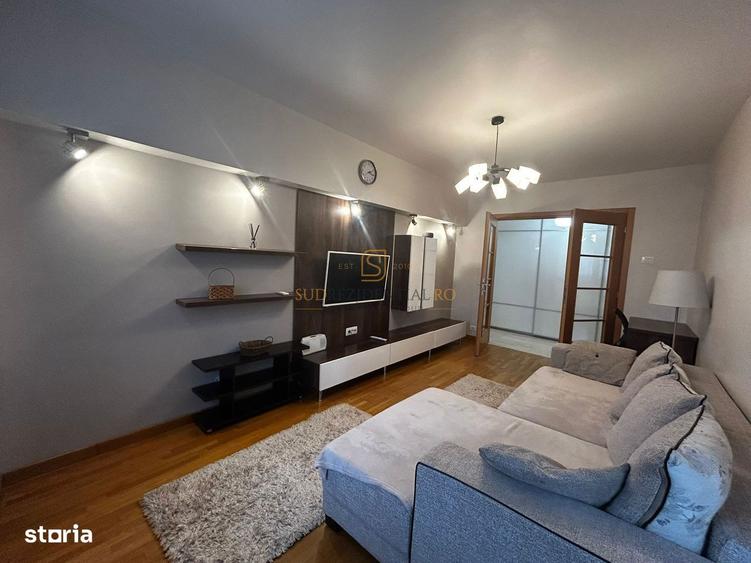 Apartament cu 3 camere decomandat, mobilat în Berceni