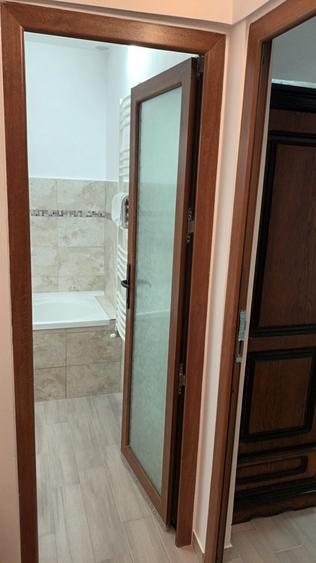 Garsonieră decomandată în Central