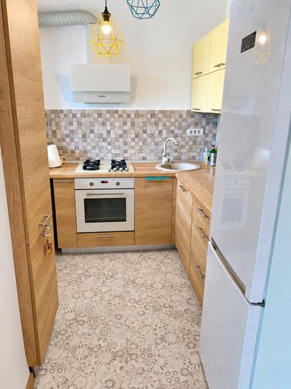Apartament cu 2 camere decomandat în Tomis Plus