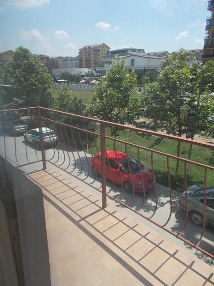 Garsonieră decomandată, mobilată în Militari