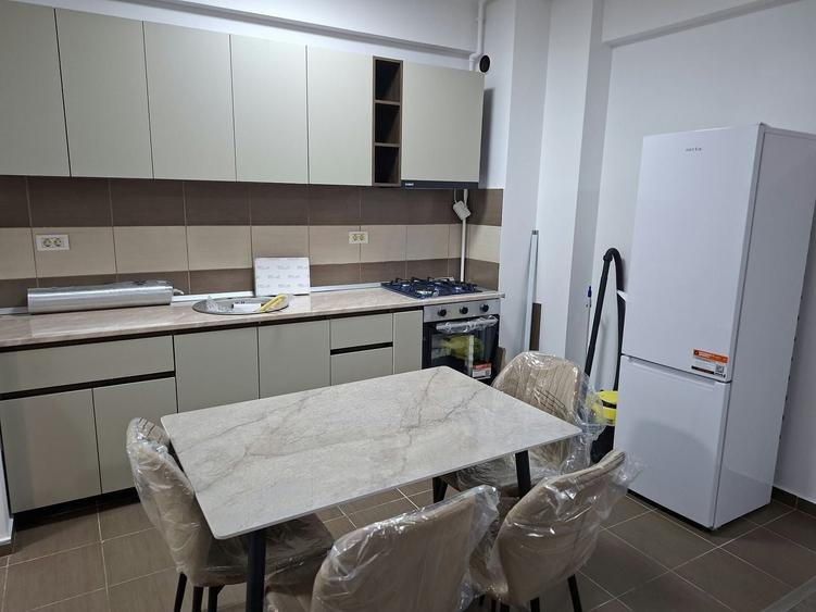 Apartament cu 2 camere decomandat, mobilat în Militari