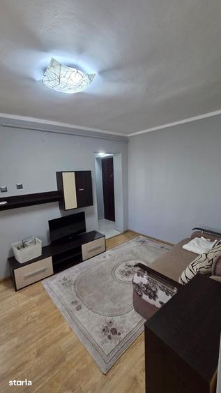 Apartament cu 2 camere nedecomandat în Micro 14