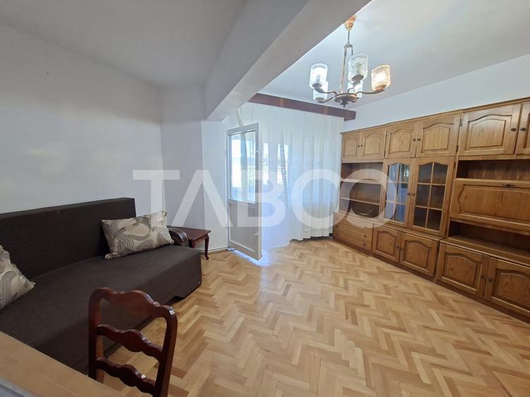 Apartament cu 2 camere decomandat, mobilat în Ștrand