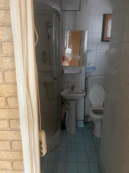 Apartament cu 4 camere decomandat în Chișinau