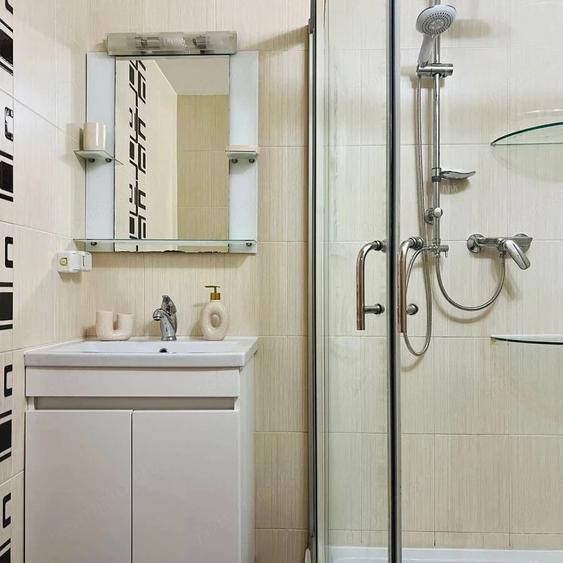 Apartament cu 2 camere decomandat în Olteniței