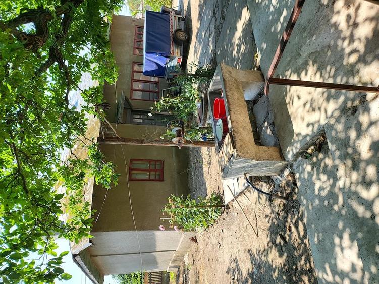 Casă cu Teren 2200 Mp în Valea Stanciului