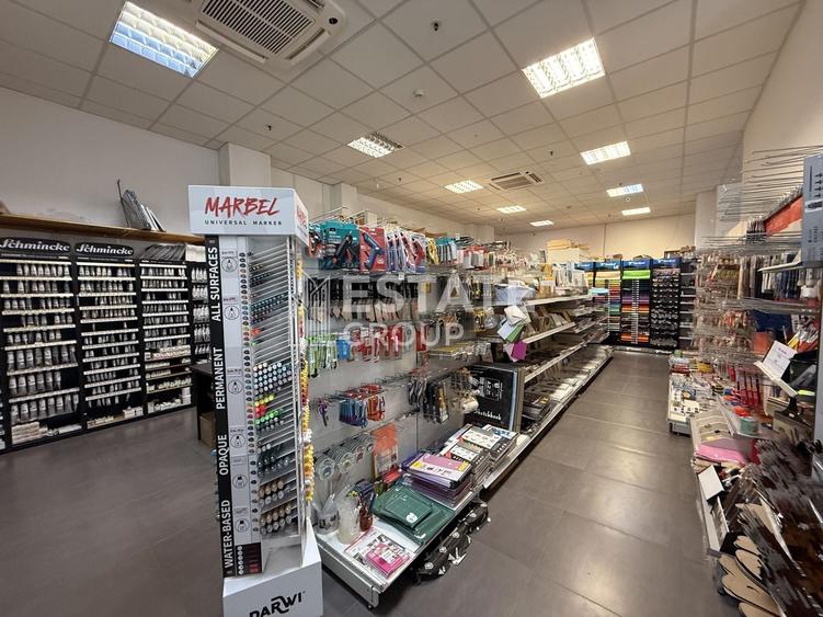 Spațiu comercial, de 225 mp, în Central