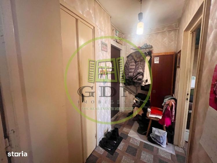 Apartament cu 2 camere semidecomandat, mobilat în Brazda lui Novac