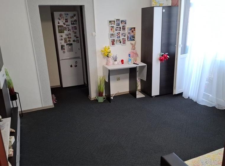 Apartament cu 2 camere semidecomandat în Onești