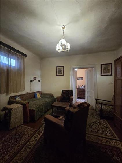 Casă cu 4 camere cu Teren 328 Mp în Ultracentral