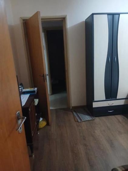 Apartament cu 3 camere în Baba Novac