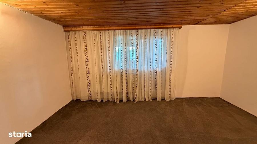 Spațiu comercial, de 360 mp, în Sărărie