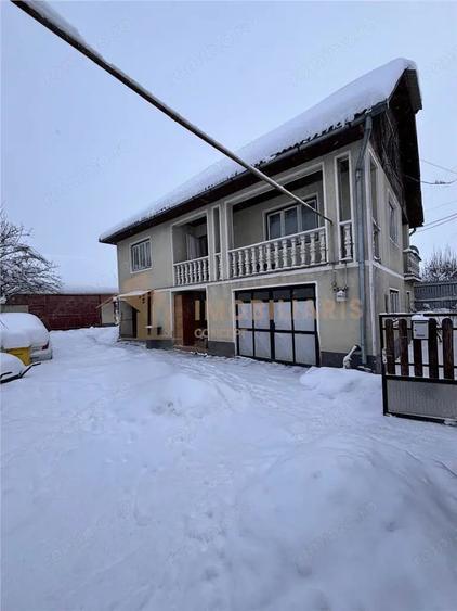 Casă cu Teren 1640 Mp în Satu Nou de Sus