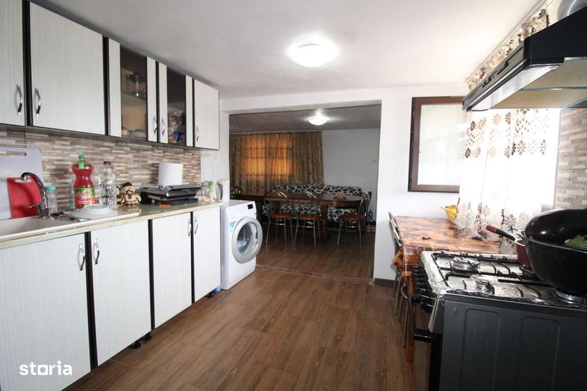 Casă cu 3 camere în Buduhala