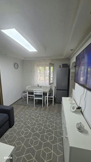Apartament cu 2 camere în Micro 14