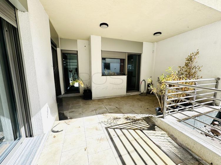 Apartament cu 4 camere în Nordului