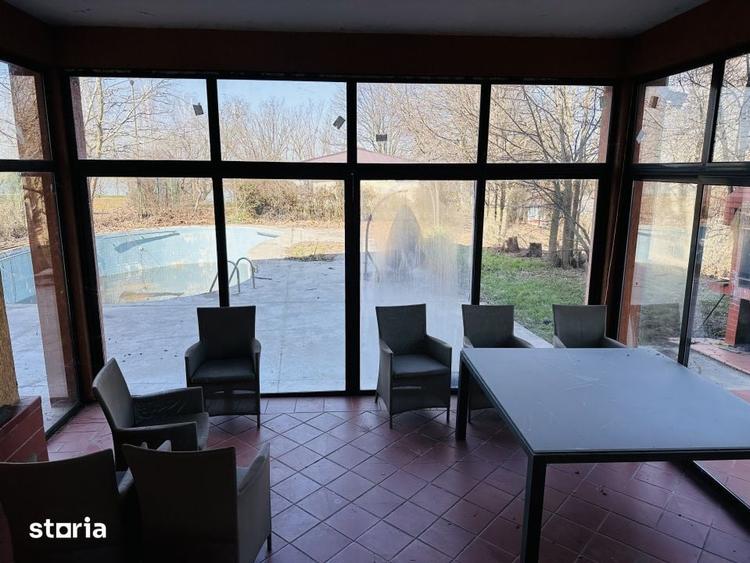Casă cu 7 camere cu Teren 2500 Mp în Chiajna