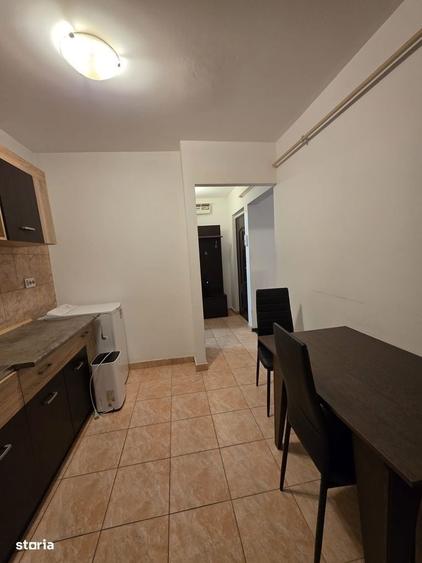 Apartament cu 2 camere decomandat în Tudor Vladimirescu — fotografia 1