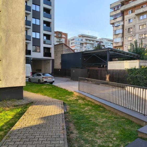 Apartament cu 3 camere semidecomandat în Mănăștur